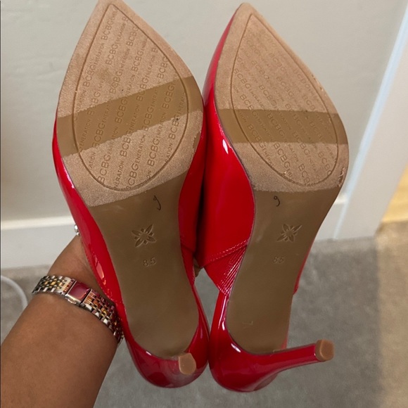 NWOT BCBGeneration Hartlee Rhinestone Red Patent Leather Mule Heel 8.5 - Picture 4 of 6